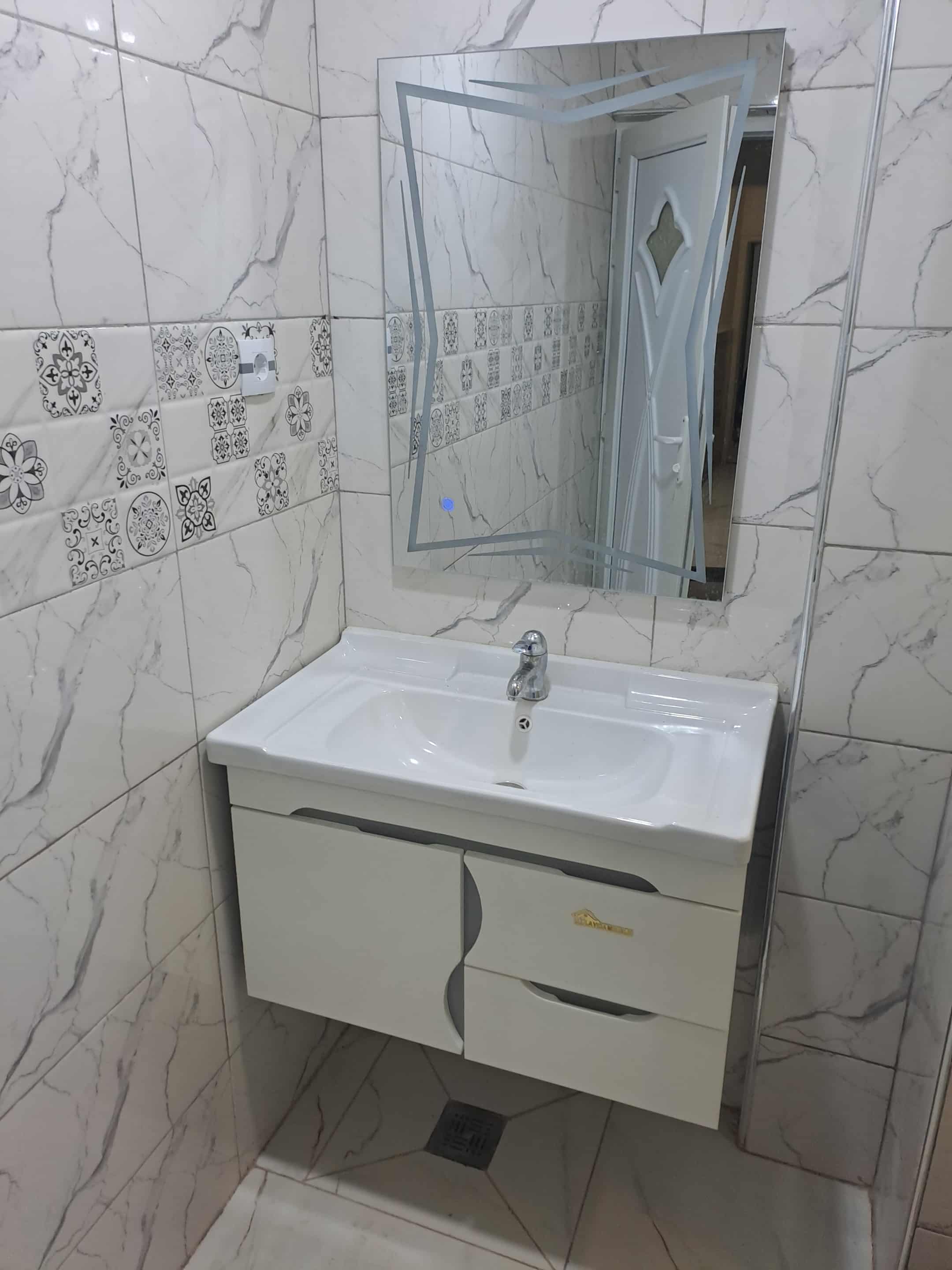 Tizi Ouzou Tizi Ouzou Location vacances Appart. 3 pices Appartement meuble   f3    de 100 m2