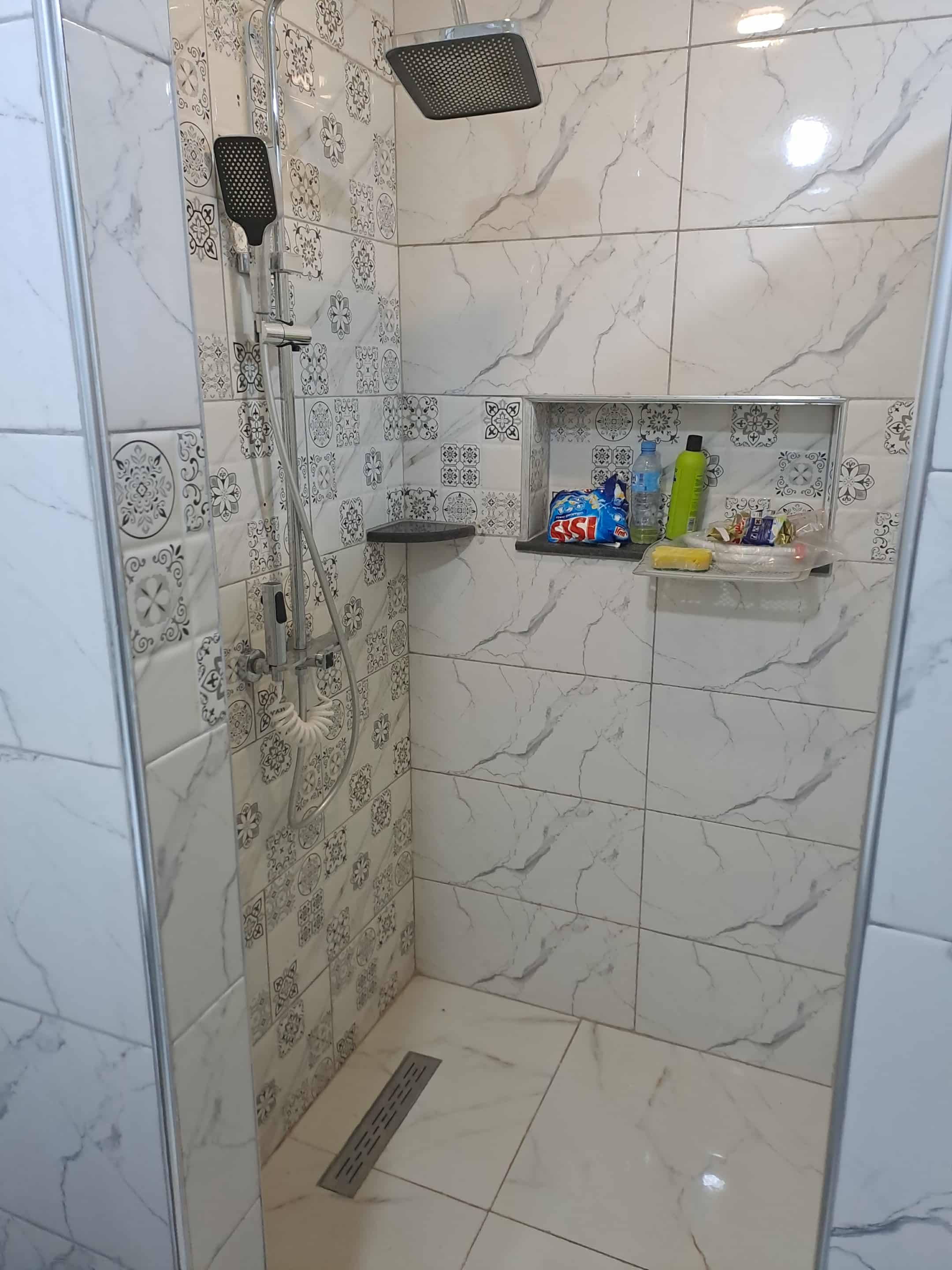 Tizi Ouzou Tizi Ouzou Location vacances Appart. 3 pices Appartement meuble   f3    de 100 m2